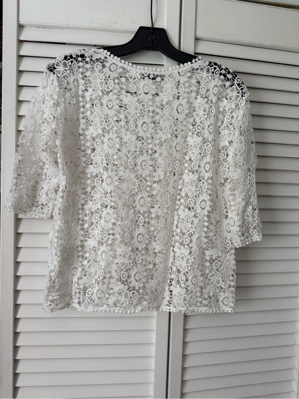 Ragdoll LA white floral lace top crew neckline Size M - Picture 4 of 6